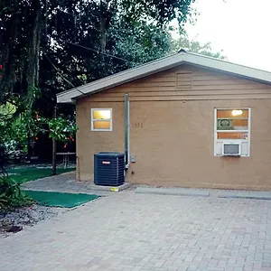  Guest house The Hip Hop