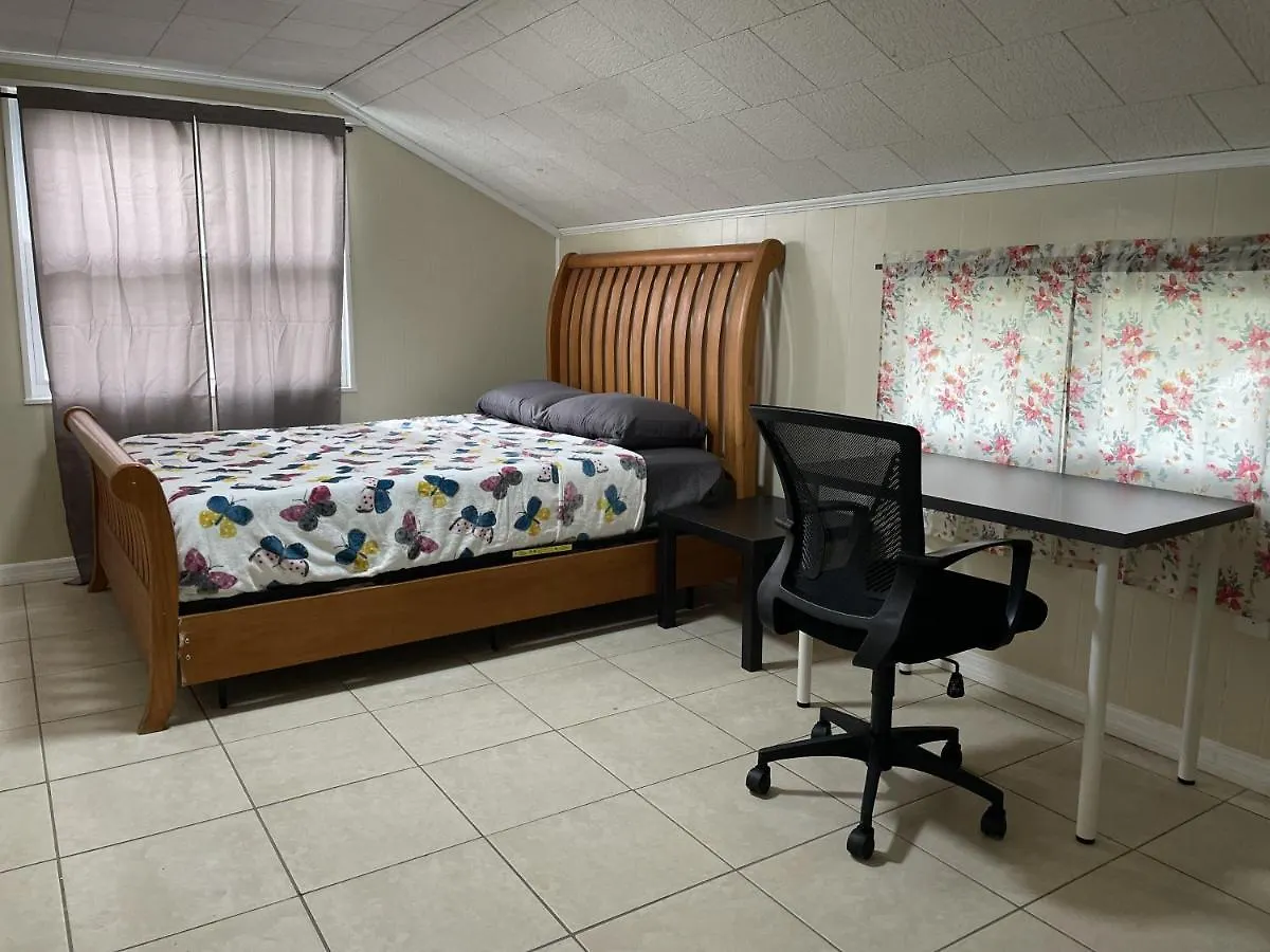 Terrace Guest House Tampa Homestay